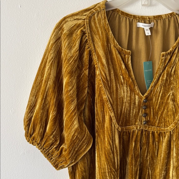 Maurices Gold Crushed Velvet Boho Peasant Casual Top New With Tags small - Picture 2 of 5